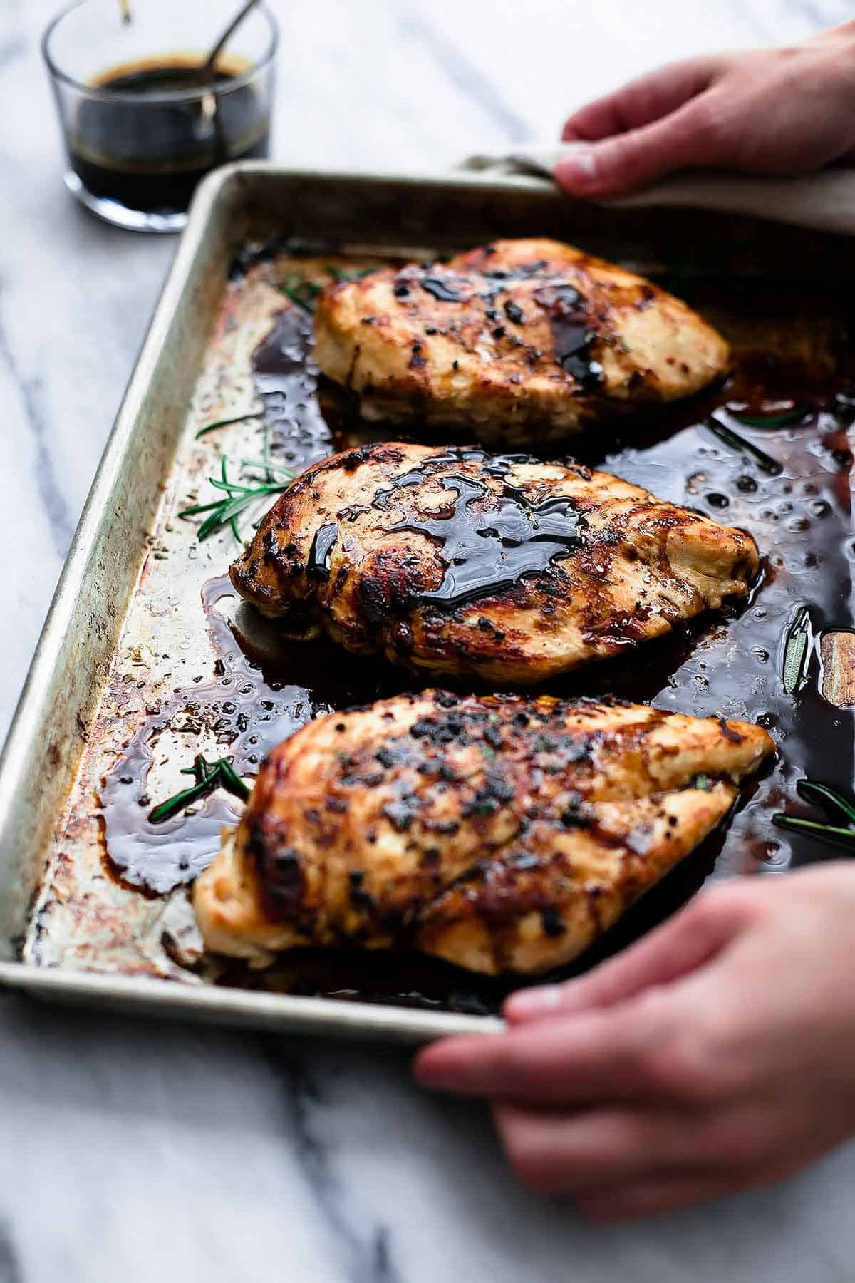 Baked Balsamic Chicken | Creme de la Crumb