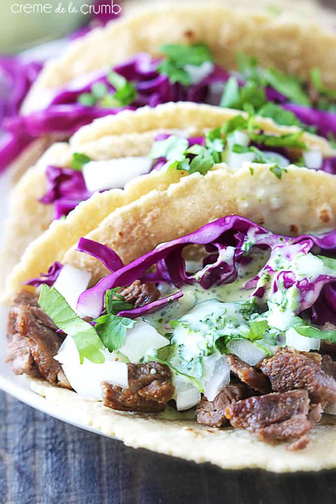 close up of Santa Monica street tacos on a plate.