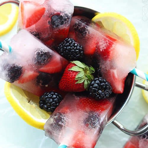 https://www.lecremedelacrumb.com/wp-content/uploads/2014/06/berry-lemonade-popsicles-2-500x500.jpg