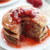 Whole Wheat Strawberry Pancakes