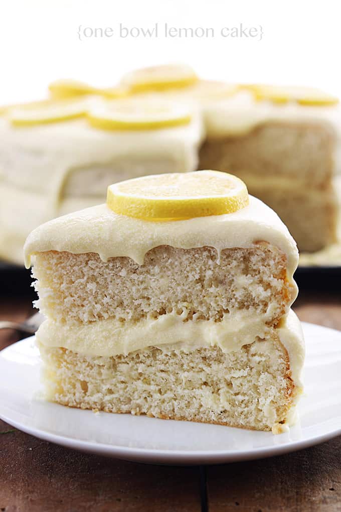 One Bowl Lemon Cake | Creme De La Crumb