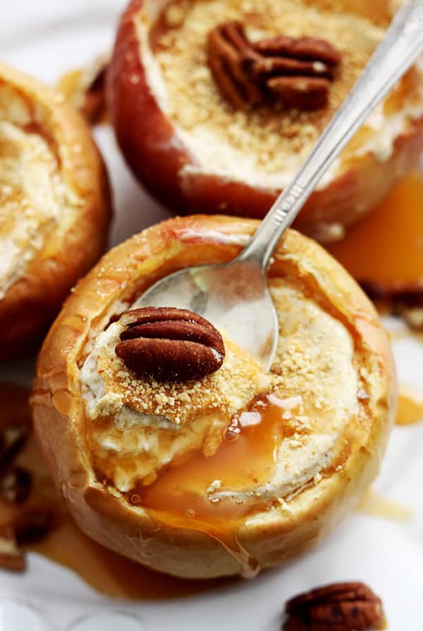 Cheesecake Stuffed Baked Apples