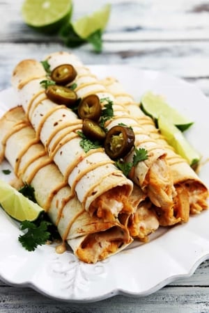 Slow Cooker Creamy Chipotle Chicken Taquitos