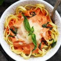 Creamy Tomato Basil Fettuccini