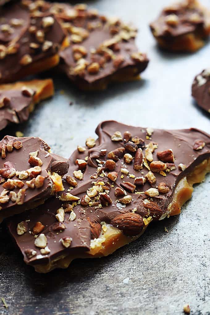 Easy Homemade English Toffee | Creme De La Crumb