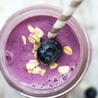 Berry Oat Breakfast Smoothie