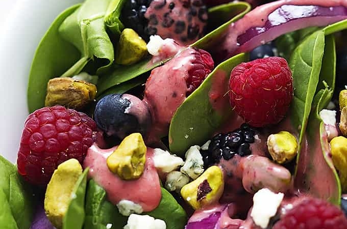 Berry Lover's Spinach Salad with Berry Vinaigrette | Creme de la Crumb