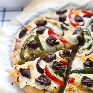 Philly Cheesesteak Pizza | Creme de la Crumb