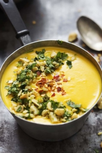 Slow Cooker Thai Butternut Squash Soup | lecremedelacrumb.com