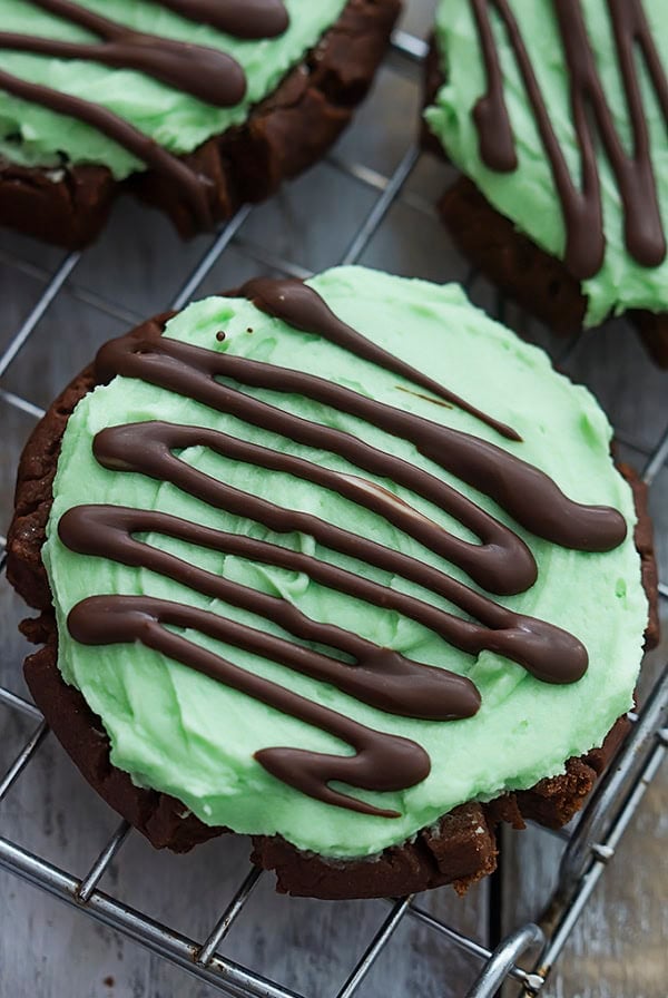 Grasshopper Sugar Cookies | Creme de la Crumb