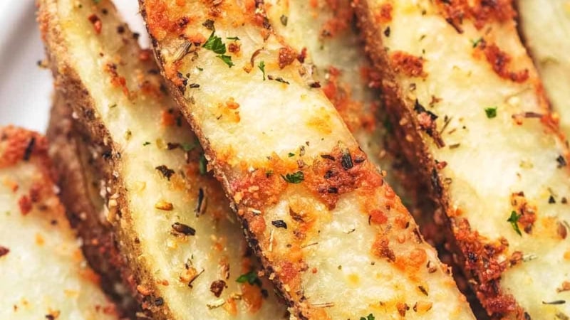 up close baked potato wedges