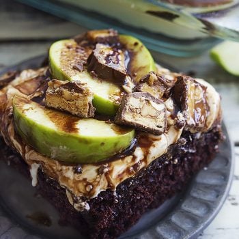 Caramel Apple Snickers Cake | Creme de la Crumb