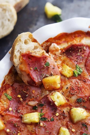 Hawaiian Pizza Dip | Creme de la Crumb