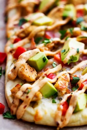 California Chicken Flatbread with Chipotle Ranch Sauce | Creme de la Crumb