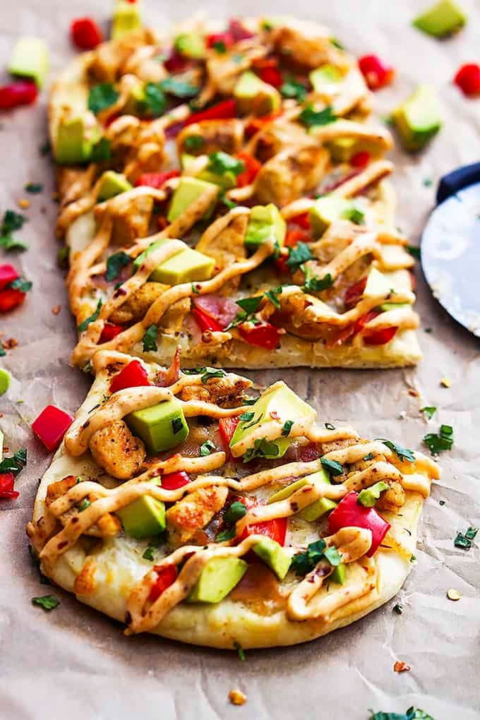 California Chicken Flatbread with Chipotle Ranch Sauce | Creme de la Crumb