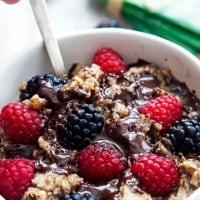 Choco-Berry Oatmeal | Creme de la Crumb