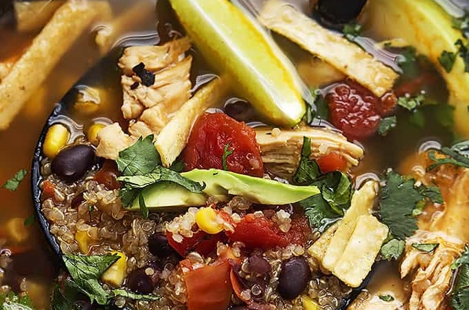 Quinoa Chicken Tortilla Soup| Creme de la Crumb