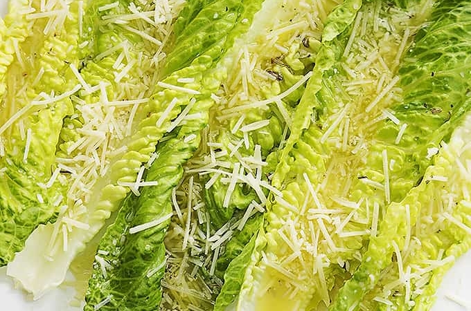Romaine Finger Salad | Creme de la Crumb