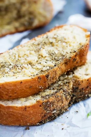 Grilled Garlic Bread | Creme de la Crumb