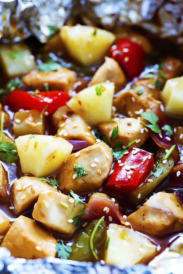 Pineapple Chicken Foil Packets | Creme de la Crumb