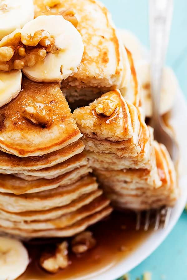 Banana Bread Pancakes | Creme de la Crumb
