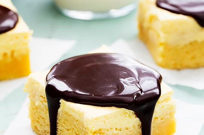 Boston Cream Pie Bars | Creme de la Crumb