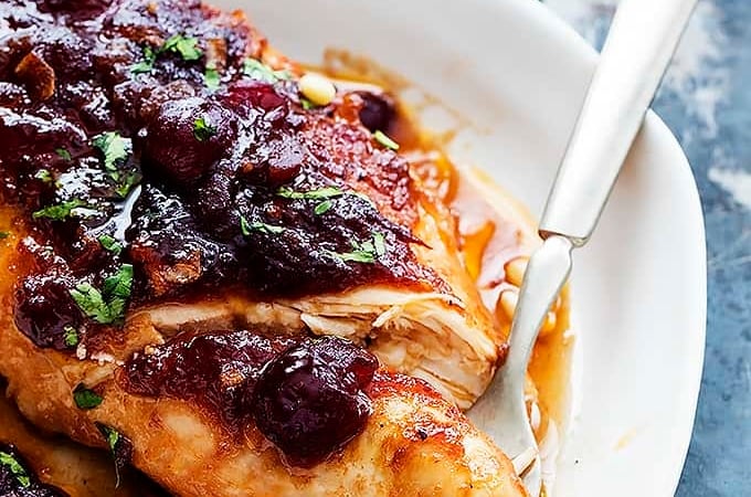 3 Ingredient Slow Cooker Cranberry Chicken | Creme de la Crumb