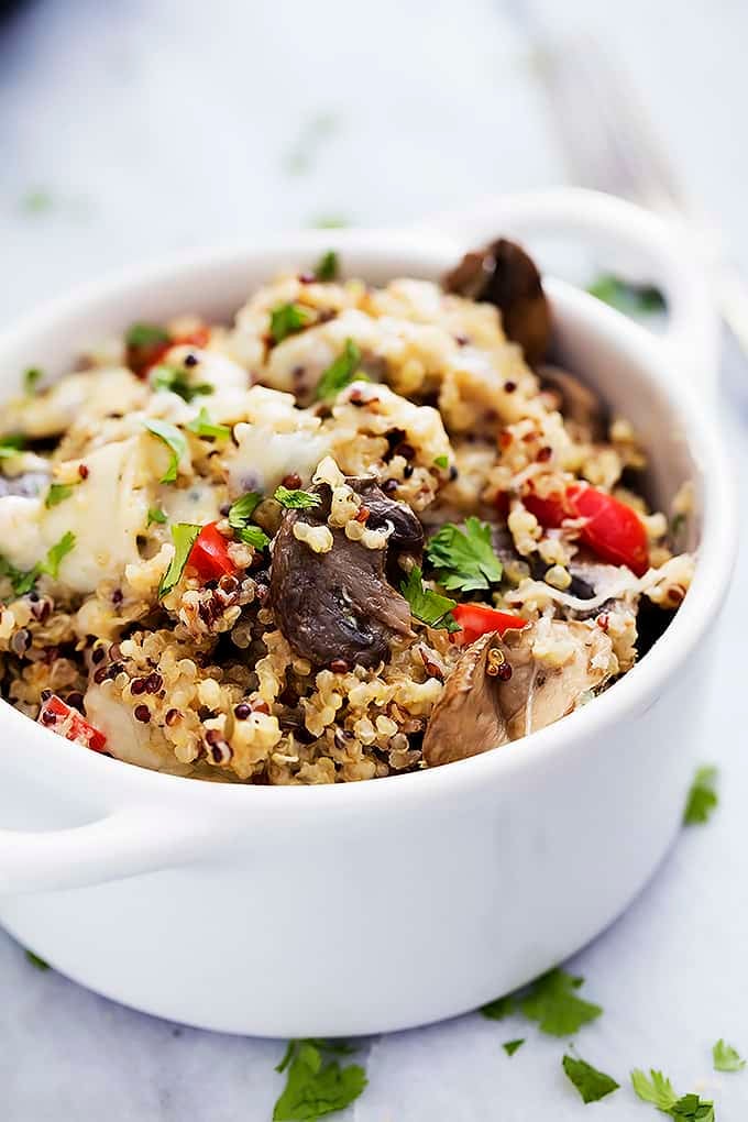 slow cooker cheesy mushroom quinoa in a bowl.