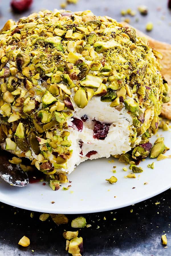 Cranberry Pistachio Cheeseball | Creme de la Crumb