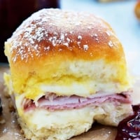 Baked Monte Cristo Party Sliders | Creme de la Crumb