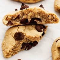 Coconut Oil Cream Cheese Chocolate Chip Cookies | Creme de la Crumb