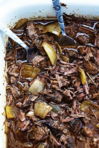 Slow Cooker Barbacoa Beef | Creme de la Crumb