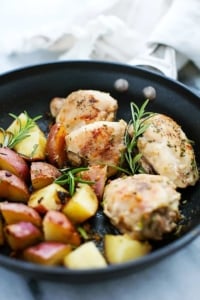 One Pan Rosemary Chicken and Potatoes | Creme de la Crumb