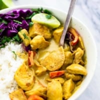 Easy Coconut Curry Chicken | Creme de la Crumb