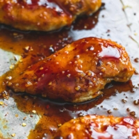 Baked Sweet & Spicy Chicken | Creme de la Crumb