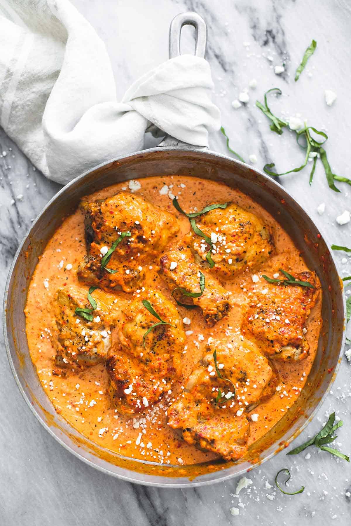 One Pan Mediterranean Chicken with Roasted Red Pepper Sauce | Creme De
