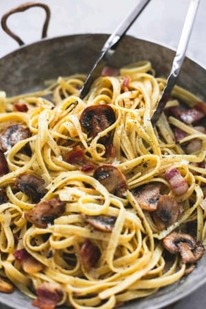 Parmesan Bacon Mushroom Fettuccine | lecremedelacrumb.com