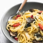 One Pot Creamy Tuscan Garlic Spaghetti | lecremedelacrumb.com