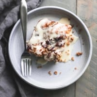 Cinnamon Pecan Coffee Cake | lecremedelacrumb.com