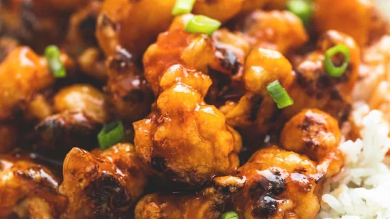 Baked Sweet & Sour Cauliflower | lecremedelacrumb.com