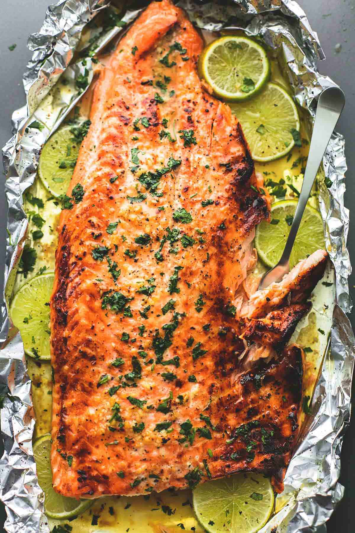 Baked Honey Cilantro Lime Salmon in Foil | lecremedelacrumb.com