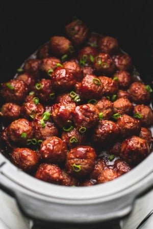 https://www.lecremedelacrumb.com/wp-content/uploads/2017/01/slow-cooker-party-meatballs-103-300x450.jpg