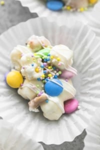 Spring Confetti Crockpot Candy | lecremedelacrumb.com