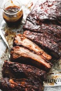 BEST Easy Slow Cooker BBQ Ribs | lecremedelacrumb.com