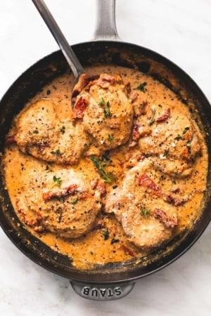 Skillet Chicken in Creamy Sun Dried Tomato Sauce | lecremedelacrumb.com