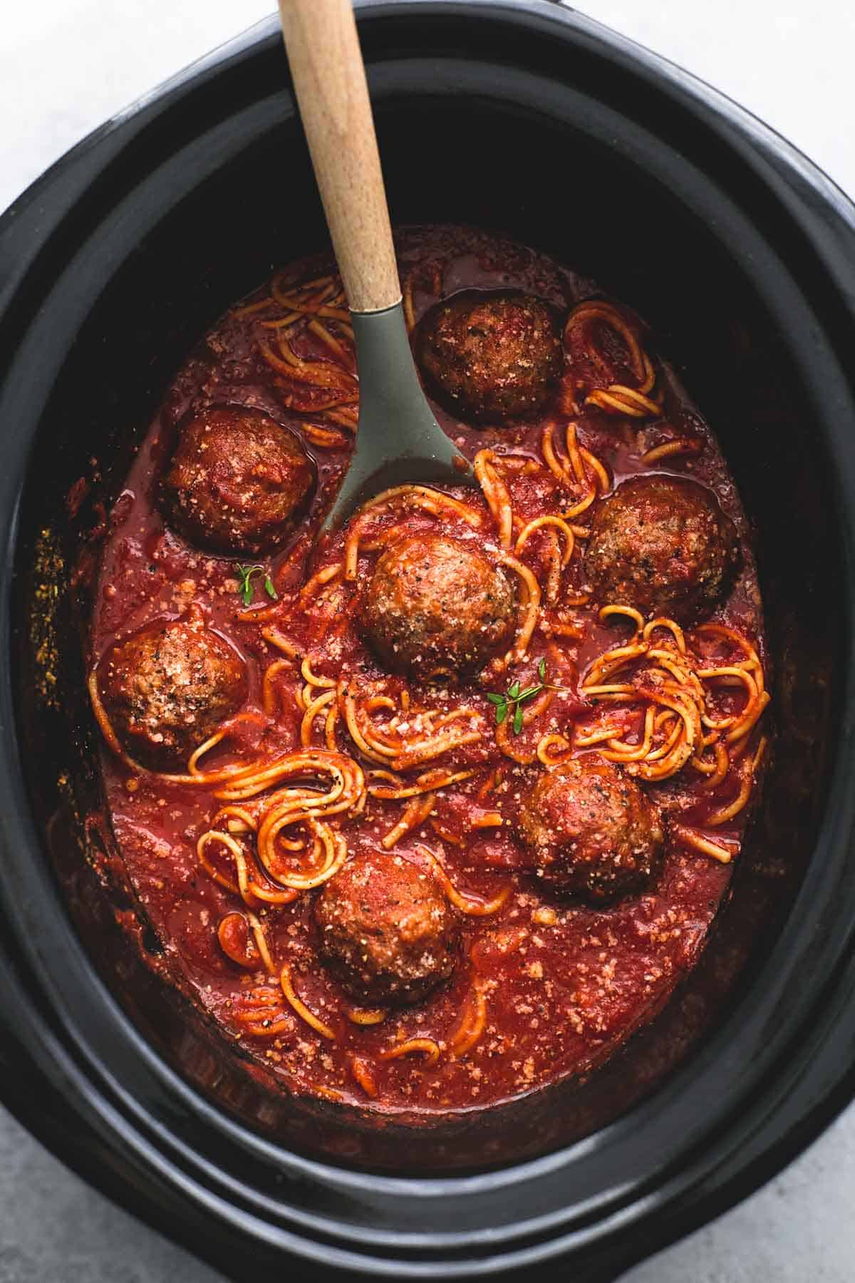 Slow Cooker Spaghetti and Meatballs Creme De La Crumb