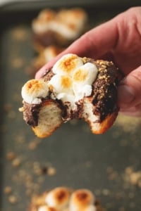 Easy S'mores Donuts | lecremedelacrumb.com