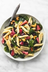 Strawberry Spinach Pasta Salad with Orange Poppy Seed Dressing | lecremedelacrumb.com