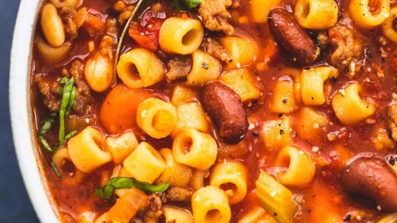 Pasta e Fagioli Soup | lecremedelacrumb.com