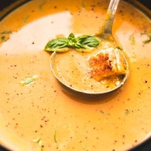 Creamy Pumpkin Soup with Grilled Cheese Croutons | lecremedelacrumb.com